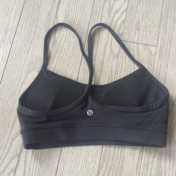 Lululemon Flow Y Bra Nulu Light Support Yoga & Pilates Bra Sz 4 Great Condition - Picture 4 of 6
